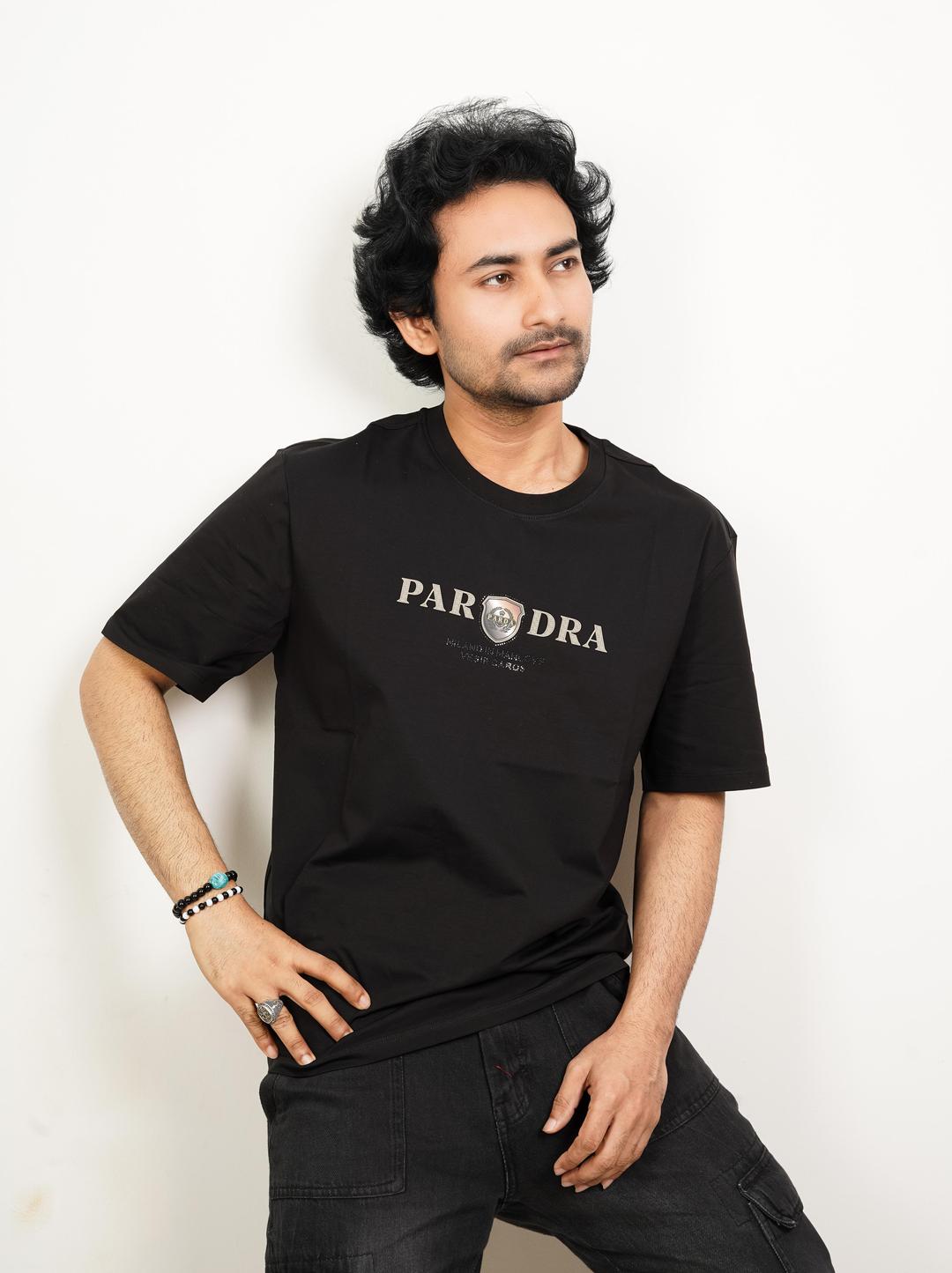 Elevate Your Look with Our Trendy Tees!